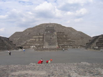 Ad: 330px-Pirámide_de_la_Luna_-_Teotihuacán2.jpg
Gösterim: 419
Boyut: 12.5 KB Ad: 330px-Pirámide_de_la_Luna_-_Teotihuacán2.jpg
Gösterim: 419
Boyut: 12.5 KB