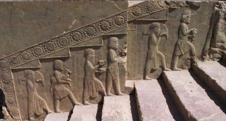 Ad: Persepolis_hediye_sunumu_Nevruz.jpg
Gösterim: 1131
Boyut: 45.3 KB