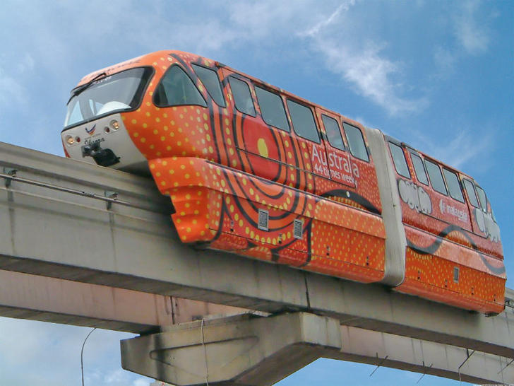 Ad:  800px-Kl_monorail.jpg
Gsterim: 1477
Boyut:  69.2 KB