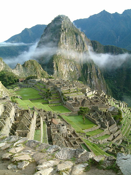Ad:  450px-Peru_Machu_Picchu_Sunset.jpg
Gsterim: 312
Boyut:  83.9 KB