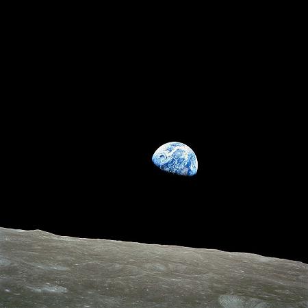 Ad:  600px-NASA-Apollo8-Dec24-Earthrise.jpg
Gsterim: 211
Boyut:  12.9 KB