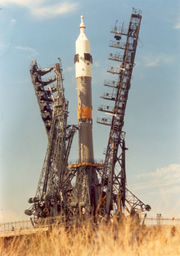 Ad: 180px-Soyuz_rocket.jpg
Gösterim: 210
Boyut: 16.5 KB