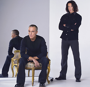 Ad:  tears_for_fears_2.jpg
Gsterim: 371
Boyut:  90.5 KB