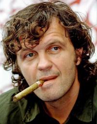 Ad: Kusturica.jpg
Gösterim: 367
Boyut: 12.0 KB