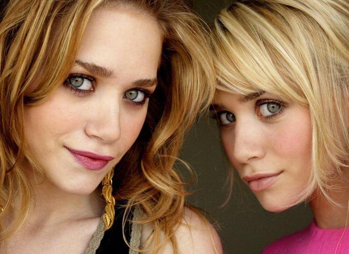 Ad: Mary Kate ve Ashley Olsen.jpg
Gösterim: 676
Boyut: 58.2 KB