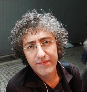 Ad: selcukerdem.jpg
Gösterim: 1292
Boyut: 15.4 KB