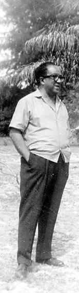 Ad:  Chinua_Achebe_.jpg
Gsterim: 369
Boyut:  19.7 KB