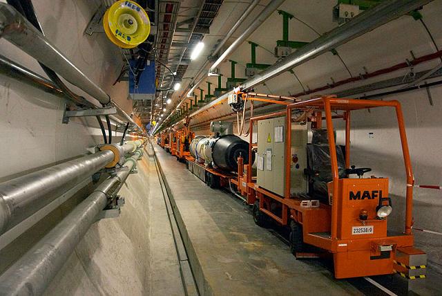 Ad: Inside_the_CERN_LHC_tunnel.jpg
Gösterim: 629
Boyut: 57.7 KB Ad: Inside_the_CERN_LHC_tunnel.jpg
Gösterim: 629
Boyut: 57.7 KB