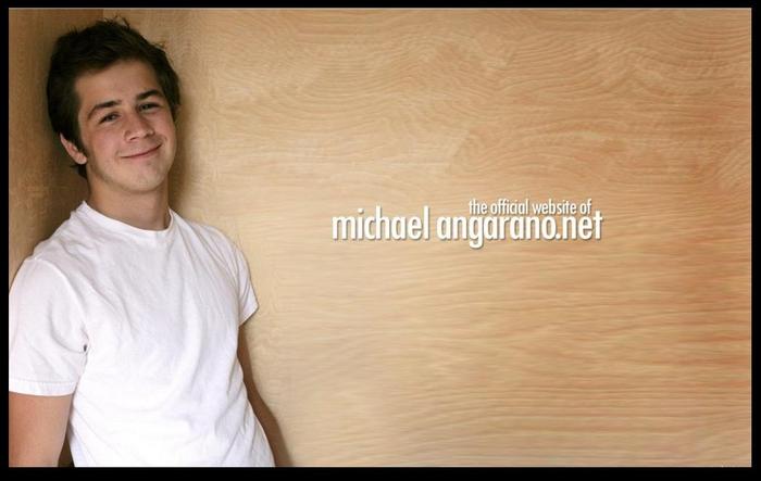 Ad: michael angarano.jpg
Gösterim: 587
Boyut: 33.1 KB