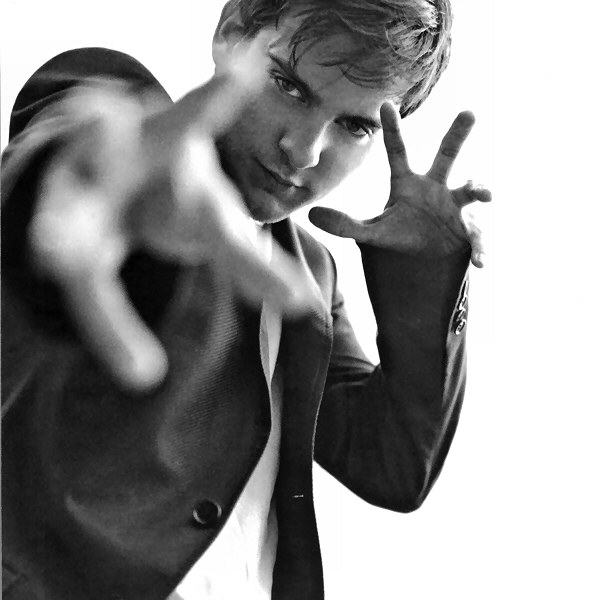 Ad:  Tobey Maguire.jpg
Gsterim: 531
Boyut:  50.7 KB