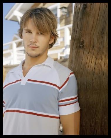 Ad:  Ryan Kwanten.jpg
Gsterim: 513
Boyut:  23.2 KB