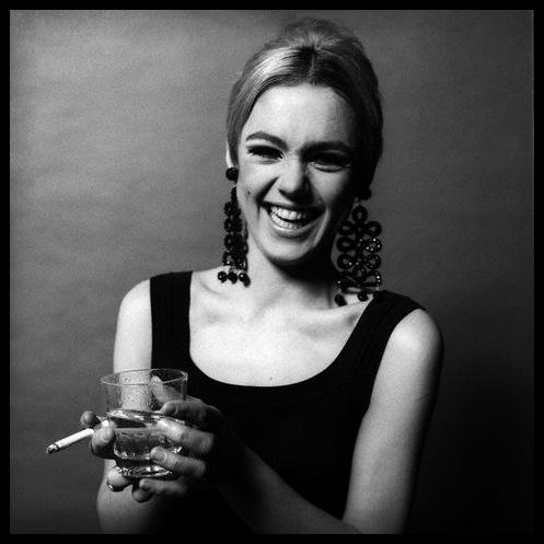 Ad: Edie_sedgwick.jpg
Gösterim: 270
Boyut: 25.9 KB