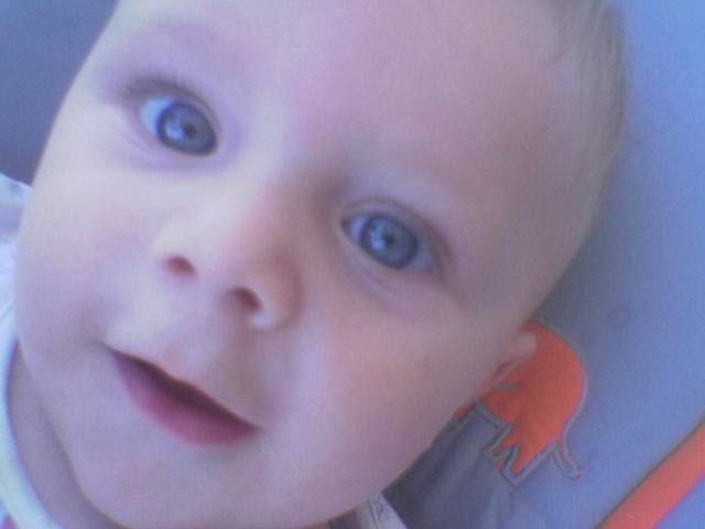 Ad:  bebi�.jpg
G�sterim: 222
Boyut:  106.1 KB