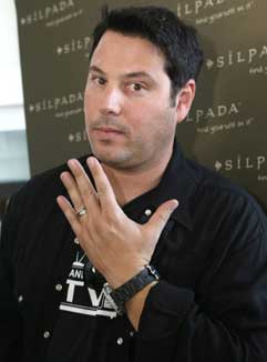 Ad: Greg Grunberg.jpg
Gösterim: 211
Boyut: 8.4 KB