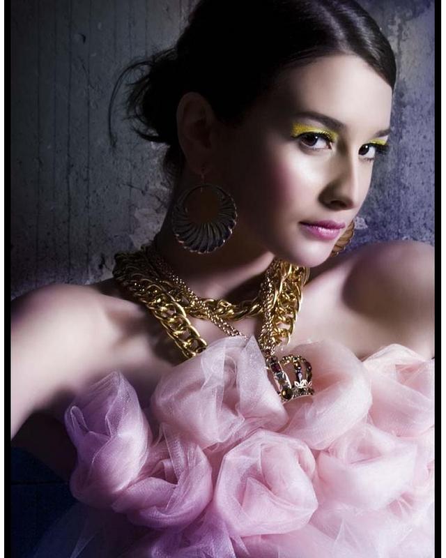 Ad: Marija Šestić.jpg
Gösterim: 438
Boyut: 57.6 KB