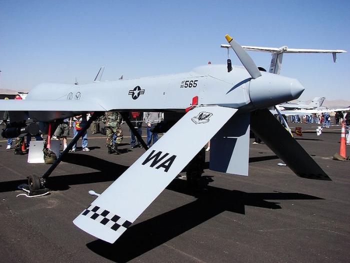 Ad: 800px-CPonte_Predator2.jpg
Gösterim: 984
Boyut: 50.0 KB