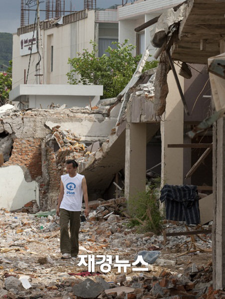 Ad: 33vohap.jpg
Gösterim: 610
Boyut: 88.0 KB