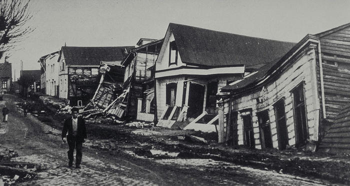 Ad:  800px-Valdivia_after_earthquake,_1960.jpg
Gsterim: 204
Boyut:  56.1 KB