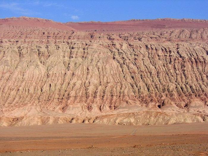 Ad:  800px-Turpan-flaming-mountains-d02.jpg
G�sterim: 336
Boyut:  87.5 KB