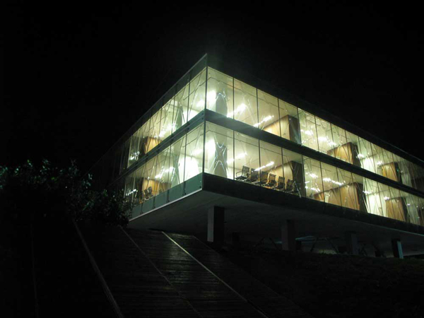 Ad:  vakko-2.jpg
Gsterim: 605
Boyut:  104.8 KB