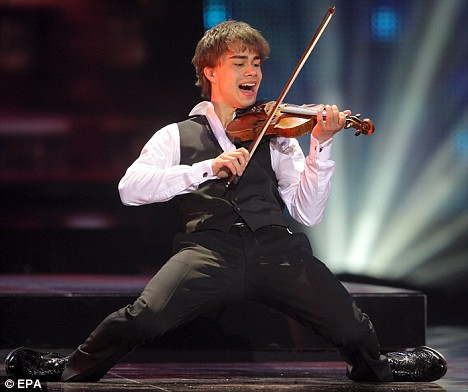 Ad:  alexander%20rybak.jpg
Gsterim: 3523
Boyut:  43.2 KB