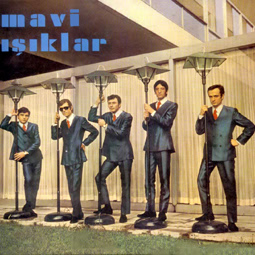 Ad:  Mavi_isiklar2.jpg
Gsterim: 937
Boyut:  55.3 KB