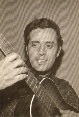 Ad: eb.jpg
Gösterim: 1119
Boyut: 27.6 KB