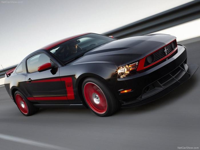 Ad:  Ford-Mustang_Boss_302_Laguna_Seca_2012_800x600_wallpaper_02.jpg
Gsterim: 172
Boyut:  33.8 KB