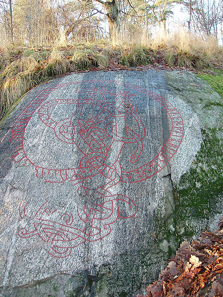 Ad:  450px-Runic_inscription_Kvarnbacken_Lidingo_SWE.jpg
Gsterim: 237
Boyut:  161.8 KB