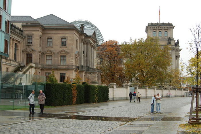 Ad: 800px-Reichstagspr%C3%A4sidentenpalais.jpg
Gösterim: 276
Boyut: 65.1 KB Ad: 800px-Reichstagspr%C3%A4sidentenpalais.jpg
Gösterim: 276
Boyut: 65.1 KB