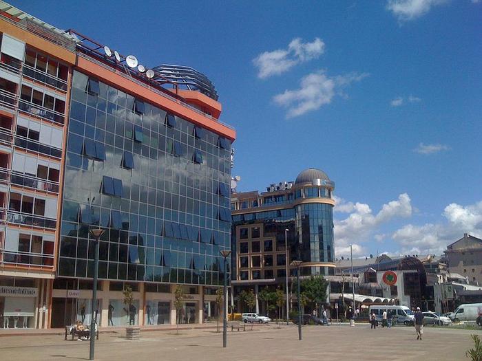 Ad: 800px-Trg_Sv._Petra_Cetinjskog.jpg
Gösterim: 264
Boyut: 65.4 KB