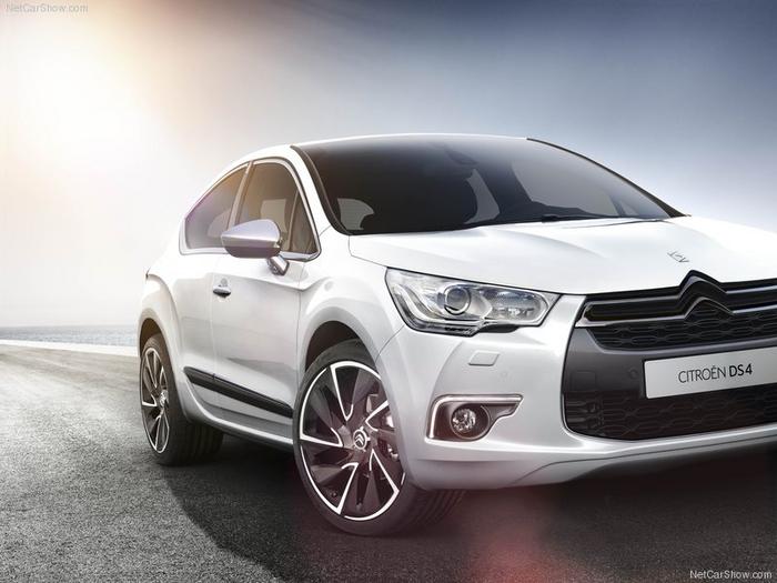 Ad:  Citroen-DS4_2012_800x600_wallpaper_0b.jpg
Gsterim: 180
Boyut:  45.6 KB