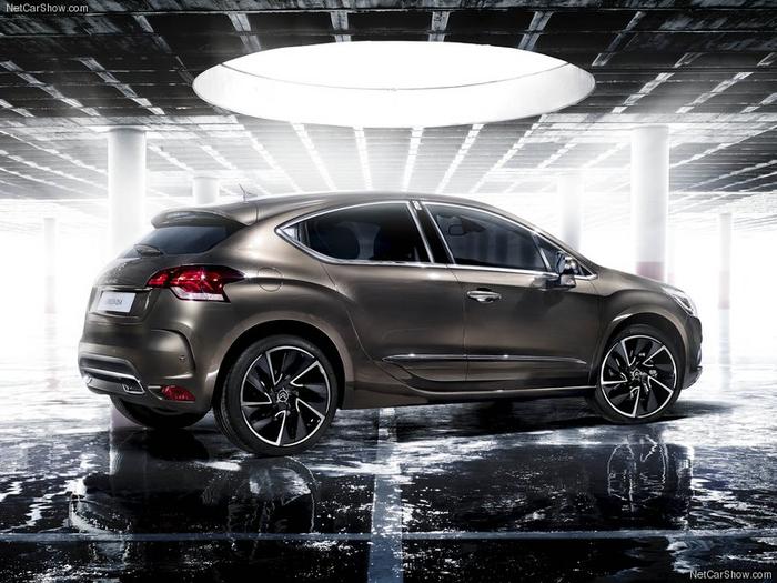 Ad:  Citroen-DS4_2012_800x600_wallpaper_08.jpg
Gsterim: 178
Boyut:  69.5 KB