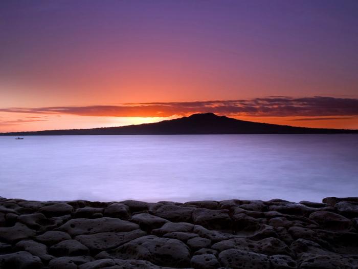 Ad:  layered-sunrise-1024-768-5771.jpg
Gsterim: 164
Boyut:  30.0 KB