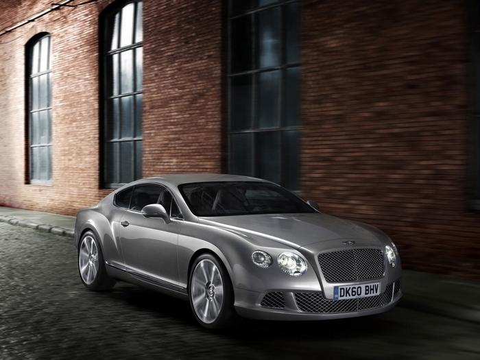 Ad:  bentley-continental-gt-2011-1024-768-5768.jpg
Gsterim: 226
Boyut:  51.3 KB