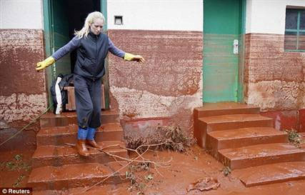 Ad: kizil-camur5.jpg
Gösterim: 256
Boyut: 31.5 KB