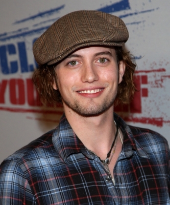 Ad:  jackson_rathbone_2.jpg
Gsterim: 618
Boyut:  109.4 KB