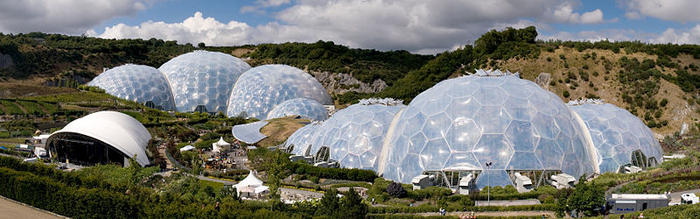 Ad: 800px-Eden_Project_geodesic_domes_panorama.jpg
Gösterim: 854
Boyut: 49.0 KB