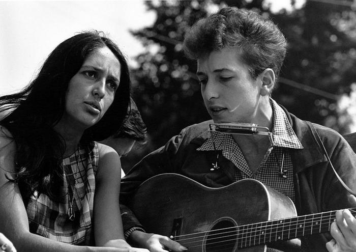 Ad: 800px-Joan_Baez_Bob_Dylan.jpg
Gösterim: 218
Boyut: 53.2 KB