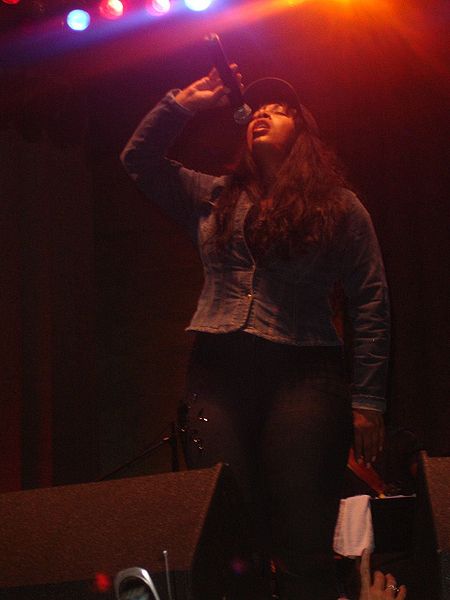 Ad: 450px-Donna_Summer_(34580613).jpg
Gösterim: 319
Boyut: 26.5 KB