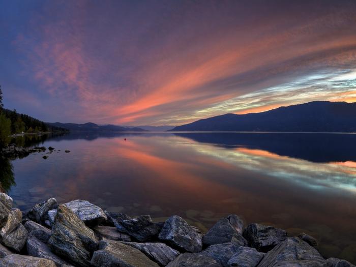 Ad:  twilight-1024-768-6052.jpg
G�sterim: 172
Boyut:  37.7 KB