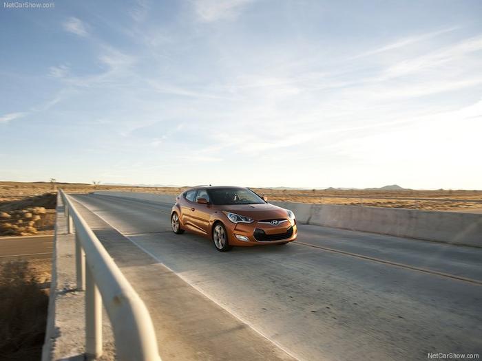 Ad:  Hyundai-Veloster_2012_800x600_wallpaper_07.jpg
G�sterim: 162
Boyut:  34.2 KB