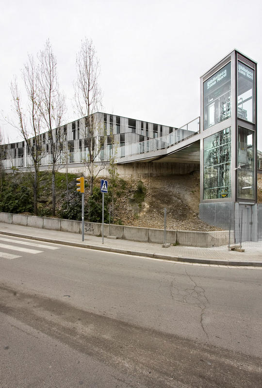 Ad:  ASCENSOR-2192.jpg
Gsterim: 399
Boyut:  81.4 KB