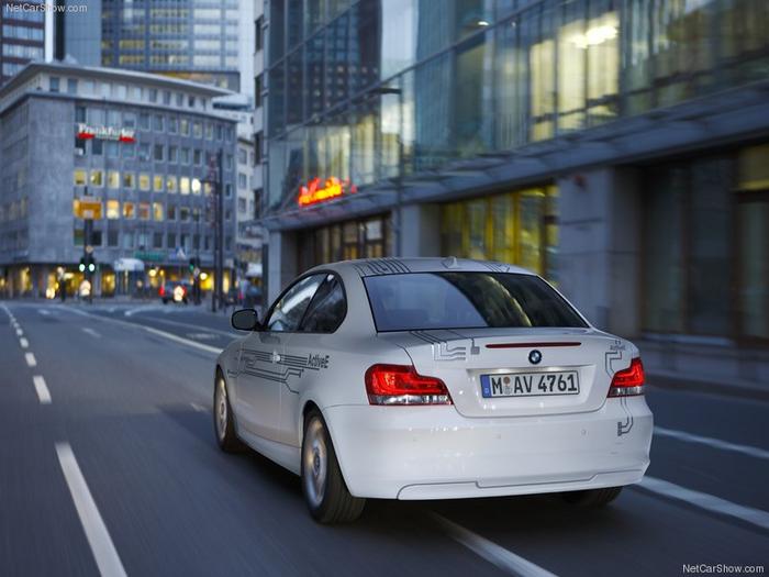 Ad:  BMW-ActiveE_Concept_2011_800x600_wallpaper_04.jpg
Gsterim: 188
Boyut:  45.0 KB