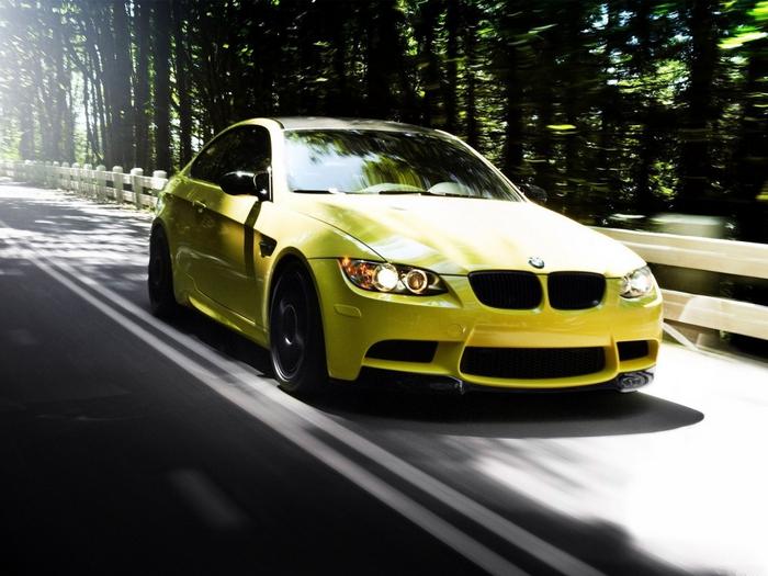Ad:  yellow-bmw-coupe-wallpaper-1024-768-6521.jpg
Gsterim: 109
Boyut:  56.3 KB
