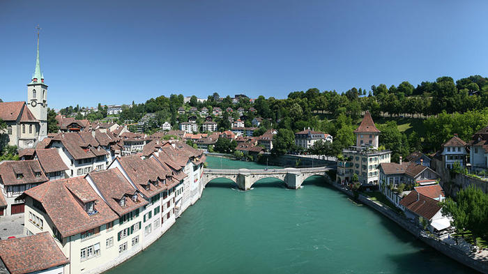 Ad: 800px-CH_Bern_Aare_pano-4.jpg
Gösterim: 366
Boyut: 64.8 KB