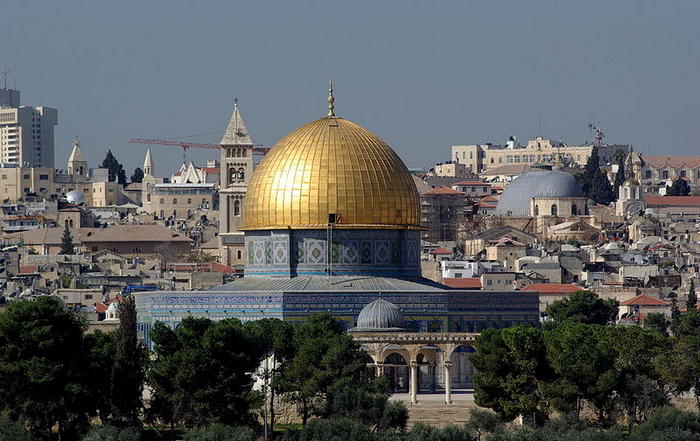 Ad:  800px-Jerusalem_Dome_of_the_rock_BW_3.jpg
Gsterim: 652
Boyut:  70.2 KB