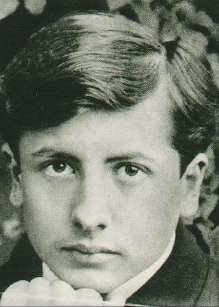 Ad: 427px-Alain_fournier.jpg
Gösterim: 359
Boyut: 61.0 KB Ad: 427px-Alain_fournier.jpg
Gösterim: 359
Boyut: 61.0 KB