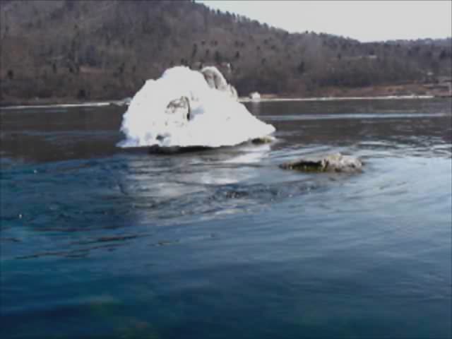 Ad:  mid-Angara-Lake_Baikal.ogg.jpg
Gsterim: 243
Boyut:  19.8 KB