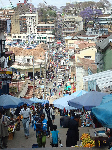 Ad:  450px-Antananarivo_Street.JPG
Gsterim: 160
Boyut:  107.2 KB